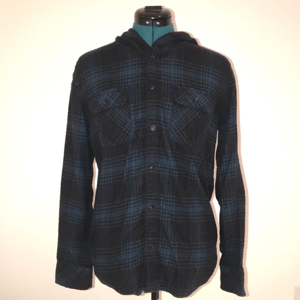 Women’s flannel shirt